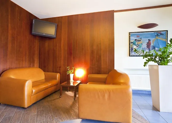 Otel Neptun 3*
